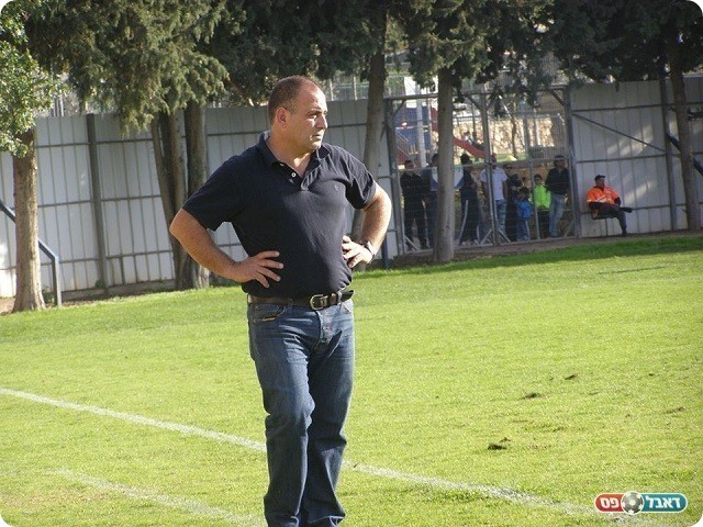 "הוא מכיר את היכולות שלי וסומך עליי". ג'רי בן חמו (אמיר שיבי, BEST-BALL)